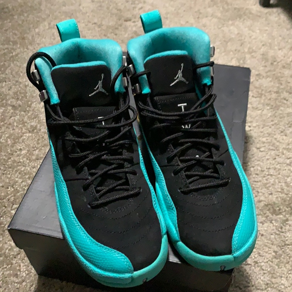 Air Jordan 12 Retro GG Sneakers